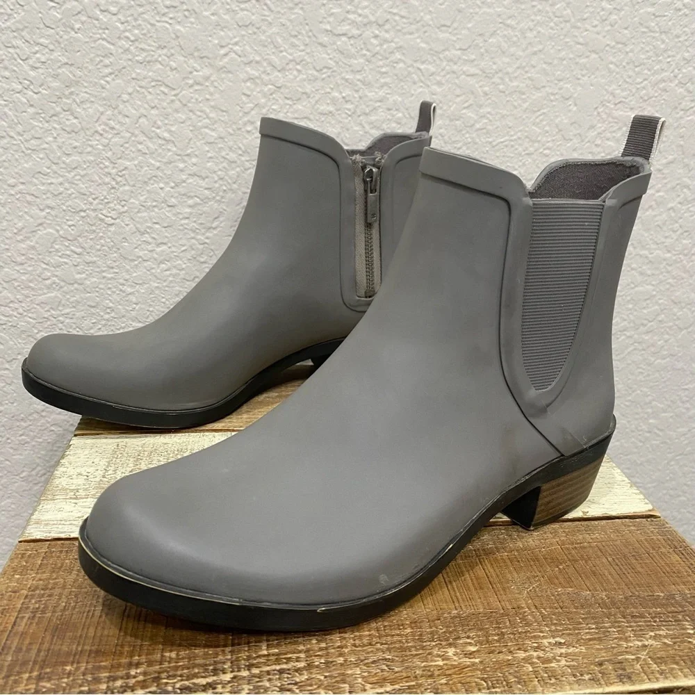 Lucky Brand Reigney Gray Rain Boots Size 8